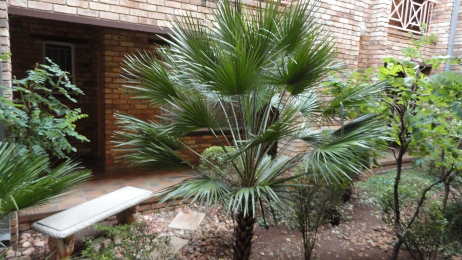 To Let 2 Bedroom Property for Rent in Die Bult North West